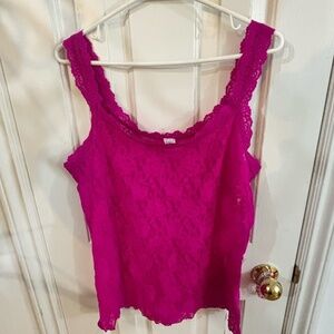Hanky Panky lace camilson tank top - 19 inches pit to pit